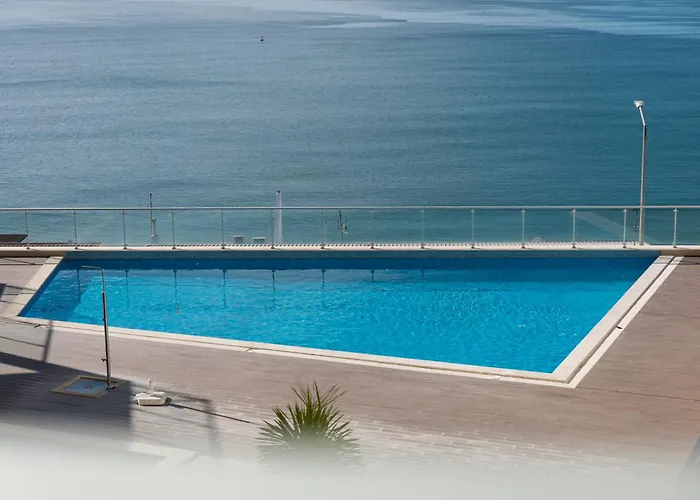 One Bedroom Cliffs アパート *