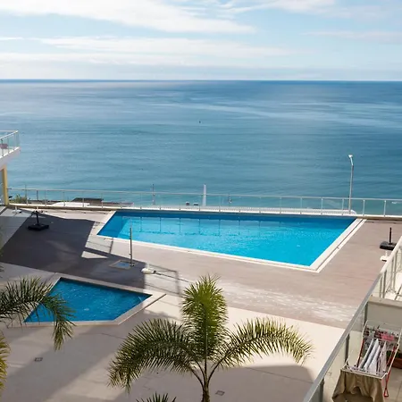 One Bedroom Cliffs *