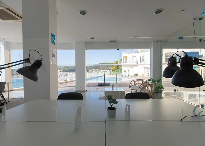One Bedroom Cliffs Σεσίμπρα